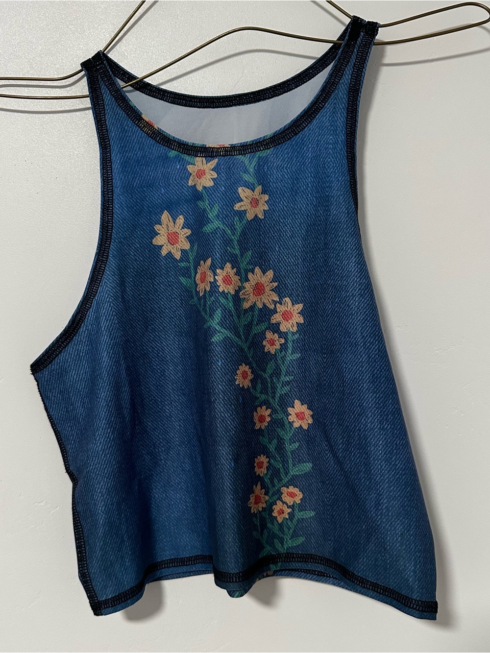 Teeki rainbow flower mermaid tank
